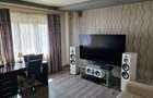 3 camere de vânzare, centrală proprie, 13 septembrie - Dornească