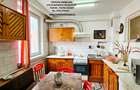 Apartament 4 camere, cu boxa, Bd.Traian, zona BCR - 8