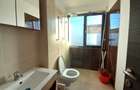 Pret redus ! Apartament tip studio , parter inalt , bloc nou , liber - 10