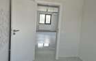 Spre v&acirc;nzare apartament spatios, cu 2 camere, decomandat, bloc nou, etajul 2 - 6