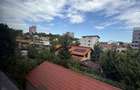 2 CAMERE,MODERN, 50 MP, LÂNGĂ PALAS, BLOC NOU, BALCON, AC, CENTRALĂ TERMICĂ