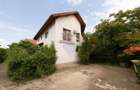 Casa de vanzare 4 camere, zona Otopeni, Odai - 2