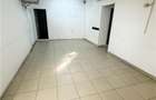 Spatiu comercial foarte spatios, ideal pentru clinici medicale, zona Brotacei - 9