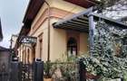 Casa renovata si consolidata integral, apthotel, pozitie de exceptie - 1