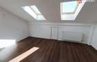 Apartament spatios cu 3 camere, scara interioara, 84 mp - V7227 - 6