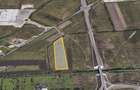 Aeroport - Teren industrial - S 1.5 ha - Utilitati la marginea parcelei - 4