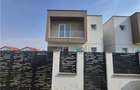 Duplex modern - despartit prin camera tehnica - zona f buna - 1