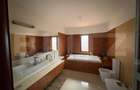 Casă de vânzare – 7 camere +teren 820 mp - Păulești - 11