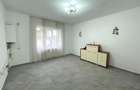 Casă spațioasă cu teren generos | 2 fronturi stradale | Zona Centrală - 4