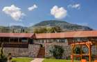 Pensiune cu piscină și teren de 3.000 mp | Zonă turistică Livezile – Rimetea - 1