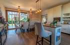 Proprietate exclusivista de vanzare: 2 case | 9 camere | 2000 mp teren - 12