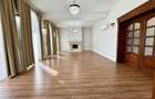 Vilă reprezentativă, 8 camere, 5 băi, Birouri, Reședință, Mixed Use - 1