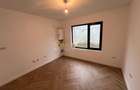 Casa Individuala - 3 camere - 2 bai - 215mp teren - 11