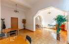 Cladire cu 24 camere, langa Castelul Regal Savarsin - 24