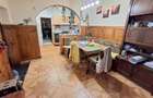 Casa cu doua apartamente garaj pivnita in Cisnadie - 4