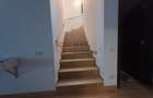 vilă modernă cu 6 camere, grădină privată și 2 locuri de parcare - 8