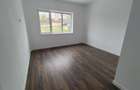 Casa cu etaj 4 cam, 4 bai  , 500mp  teren  COD 158124 - 6