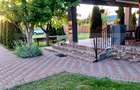 Casa 4 camere, 200 mp util, 1300 mp teren in proprietate, Sculeni
