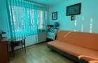 Apartament -3 camere -decomandat-Zona Rahova - 2