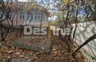 Casă bătrânească de vânzare – Comănești, cartier Straja  la  5 minute de oraș - 2