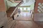 Casa cu doua apartamente garaj pivnita in Cisnadie - 18