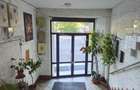 3  camere  /prima inchiriere/13  Septembrie/vis  a vis  de  Catedrala - 16