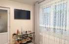 Apartament 2 camere, transformat in 3 camere, parter - 11