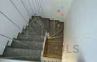 Apartament pe 3 nivele. Terasa 30 mp. 2 Balcoane. 2 Bai. Gradina - 18