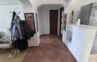 Apartament 3 camere etaj intermediar str. Toamnei - 9
