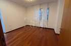Apartament 4 camere  Resedinta - 23