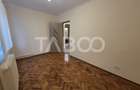 Apartament 4 camere de inchiriat Bulevardul Unirii acces din strada - 8