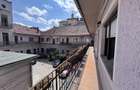 Apartament ultracentral 72 mp - etaj 1- boxa 25 mp