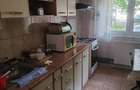 INCHIRIERE O CAMERA INTR-UN APARTAMENT DE 3 CAM  BERCENI- RESITA