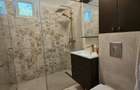Apartament 3 camere 2 locuri de parcare si boxa , Strada Carpati - 13