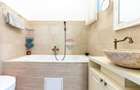 Apartament 4 camere in vila Turda | Basarab Metrou | curte proprie