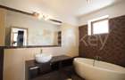 Penthouse generos cu 6 camere, 4 bai | 204mp terasa | 2 garaje - 12