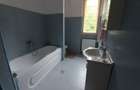 Apartament spatios 3 camere,zona medicina - 8