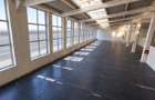 Showroom Auto Central cu IsU & Parking