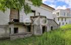 Casă cu arhitectură deosebită, 842 mp și teren de 1.048 mp – Brașov