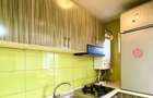 SE INCHIRIAZA micro-apartament tineresc, 2 camere, etaj 4 (cu sarpanta), situat - 9