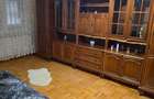 De vanzare apartament 3 camere - 2
