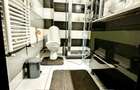 Central - Tg Cucu! Ap 3 CD, 2 bai, etaj 1, 81 mp, mobilat + utilat. Bloc pe cadr - 8