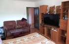 Vând APARTAMENT (65 mp.) 2 CAMERE + Living mare (camere decomandate) - 8