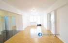 Inchiriere apartament 4 camere Romana - 2