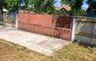Casă cu 3 camere și teren de 900 mp – Potențial de renovare, Galicea, Vâlcea - 1
