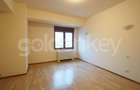 Apartament cu 4 camere potrivit pentru rezidenta si birouri - 8