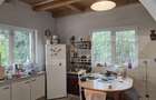 Casa 5 camere , 300 mp;  Teren - 2000 mp . Viile Satu Mare - 6