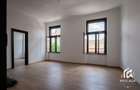 De vanzare Cladire bloc Istoric Central Arad D+P+E+M curte proprie - 18