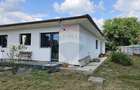 Casă / Vilă cu 5 camere de vânzare - 53