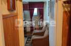 Apartament semidecomandat, 2 camere, etaj intermediar